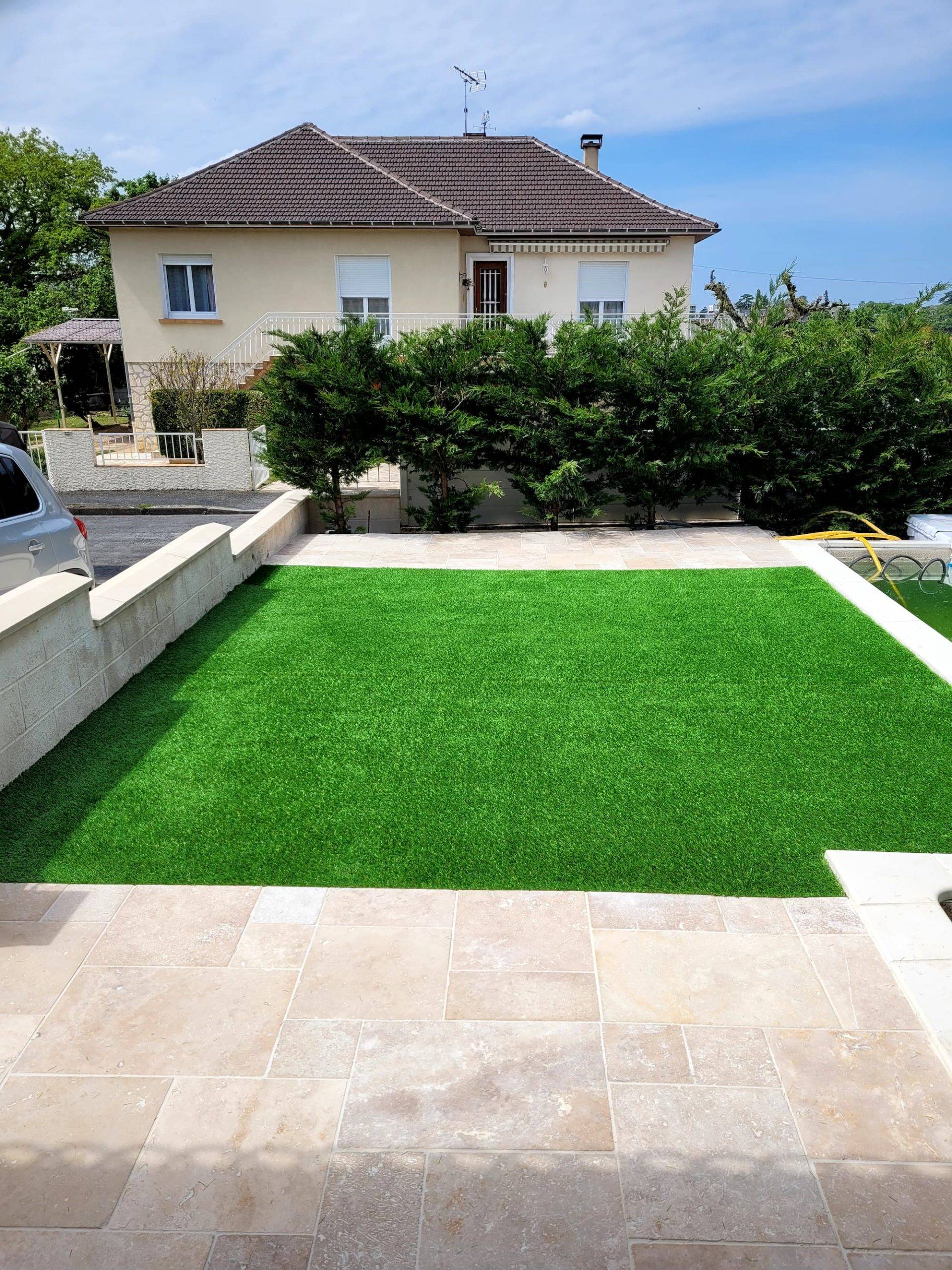 CARRELAGE EXTERIEUR4 SCALED | Premium Carrelage Pose de carrelage extérieur sur le secteur de Châtellerault et Poitiers Montmorillon 3